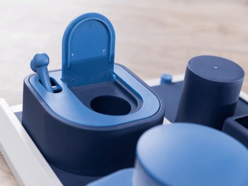 Toilet til små kæledyr i blå farve, perfekt til gnavere som hamster og mus. Ideel til indendørs brug, designet til nem rengøring og komfort for dit kæledyr. | gnavernes univers