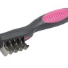 Effektiv kæledyrskam med ergonomisk håndtag, designet til pleje af små gnavere. Ideel til at fjerne løse hår og forhindre filtre, hvilket sikrer en sund pels. Perfekt til både hamstre og kaniner.
