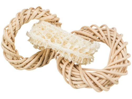 Naturlige gnavelegetøj til gnavere, bestående af flettede stænger og en loofah-svamp. Ideelt til at holde dine kæledyrs tænder sunde og tilfredsstille deres gnaveinstinkter. Perfekt til hamstere, mus og andre små dyr. | gnavernes univers