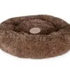 Blød og hyggelig seng til mindre kæledyr, ideel til gnavere som kaniner og marsvin. Denne runde, brune seng giver optimal komfort og varme, perfekt til en god nattesøvn. | gnavernes univers